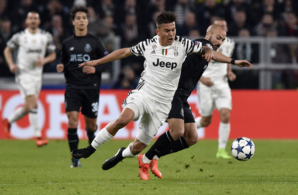 为年轻攻击 为年轻攻击