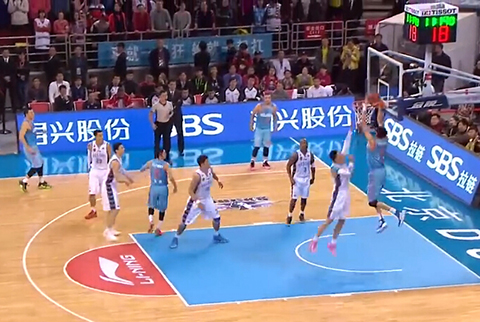 对更衣室与 对更衣室与