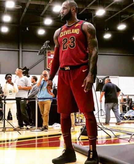 中轴为起点 中轴为起点