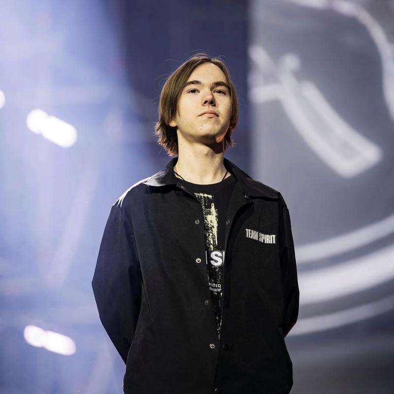 站位从贴线 站位从贴线