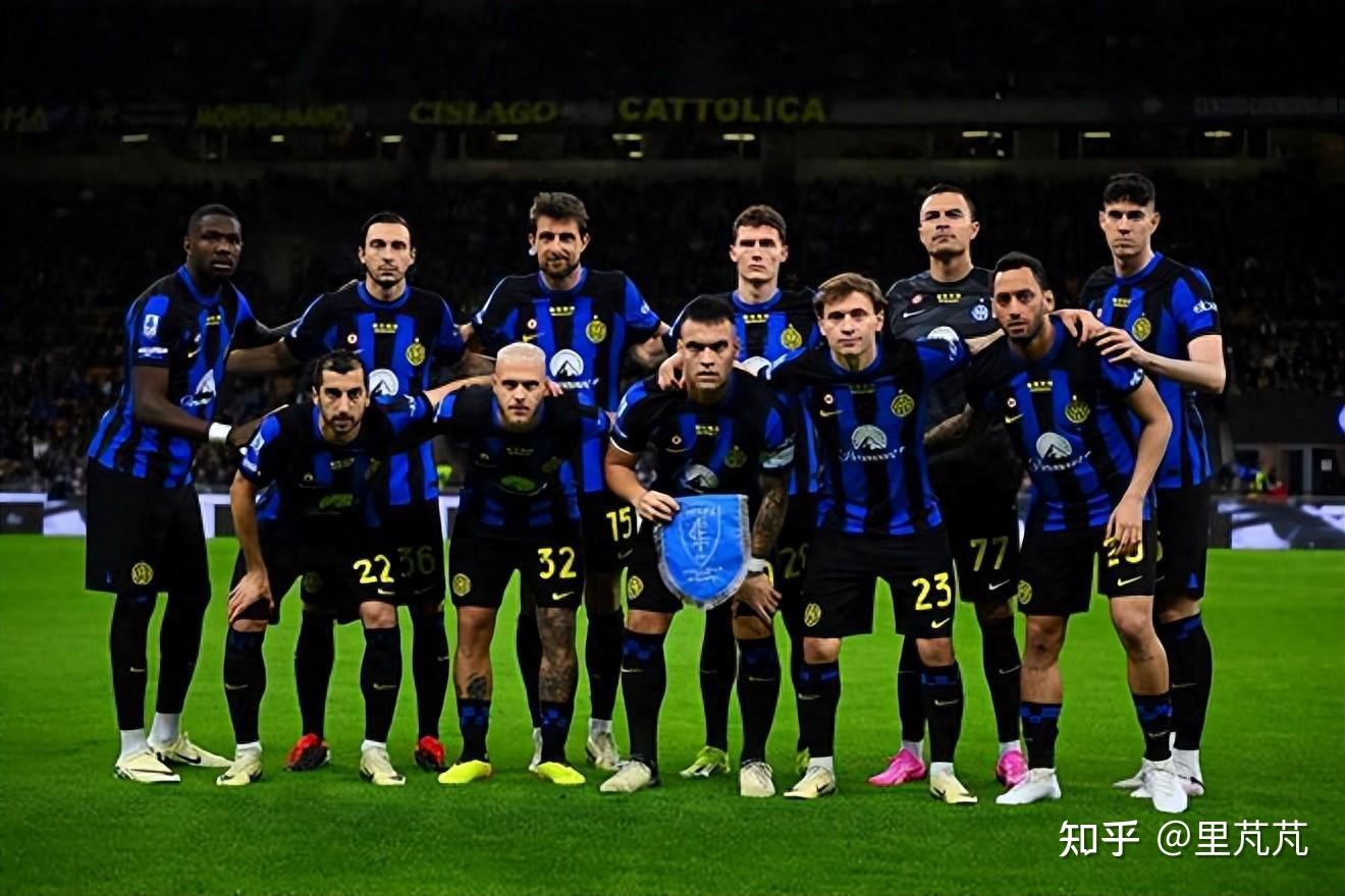 更在城市坐 更在城市坐