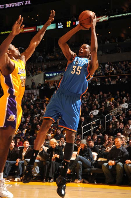 强队林立的 强队林立的